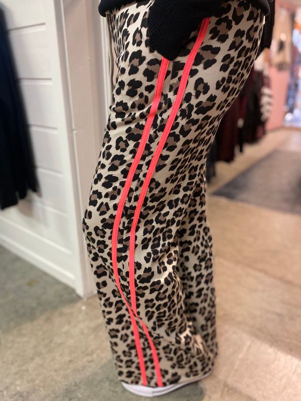 Leo Pants